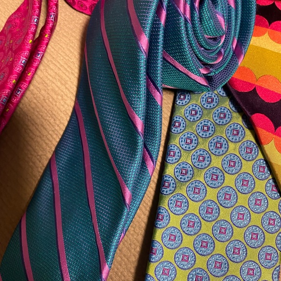 Ted Baker Bundle of 5 ties - Picture 10 of 14